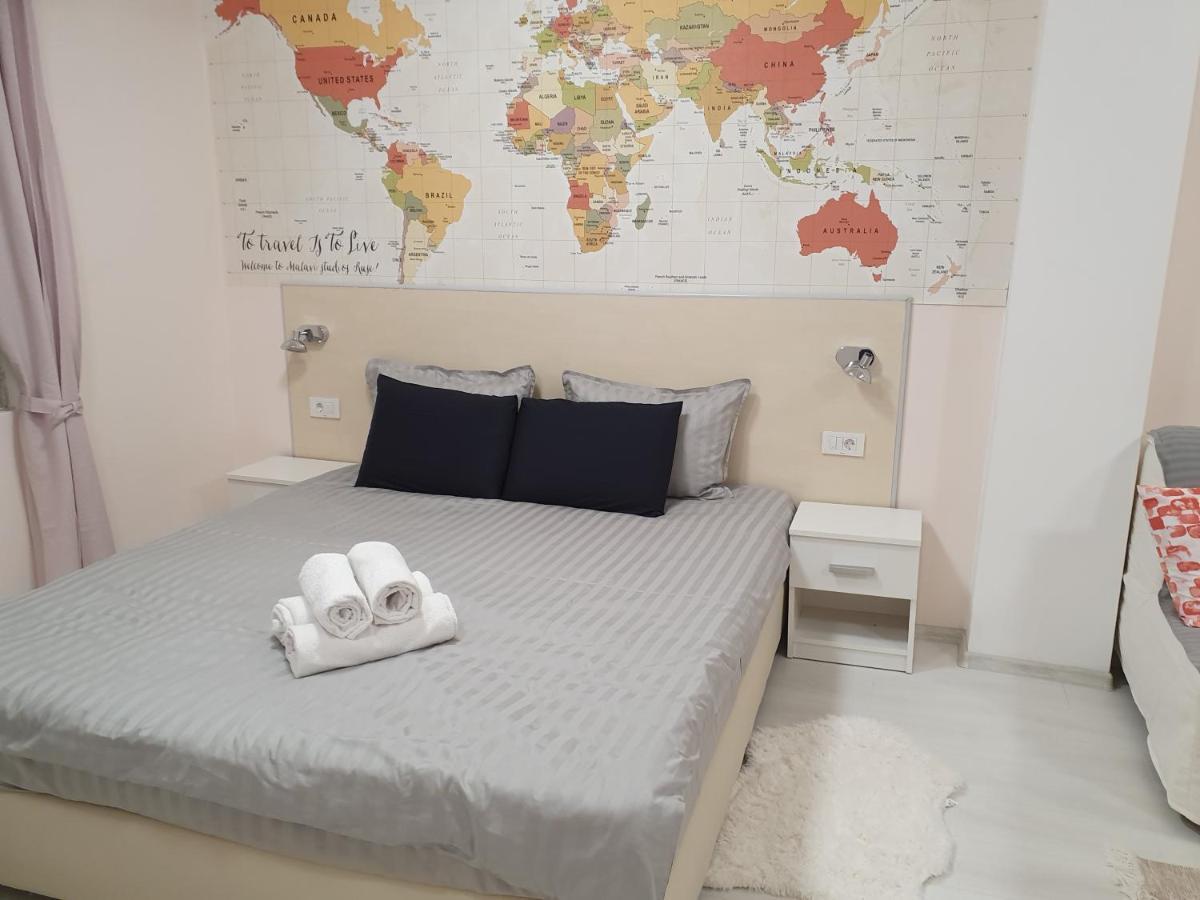 Malavi Top Center Deluxe Studio Ruse! Comfort&Clean! Экстерьер фото